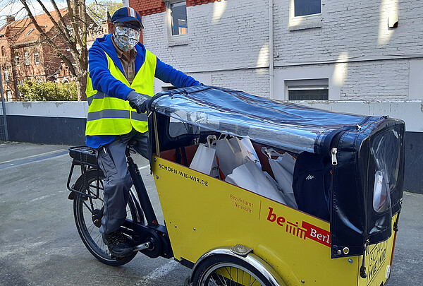 Berliner-Tafel - IB-Team Kietzhausmeister helfen mit